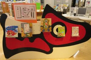 2026年6～7月こども展示「詩・俳句・川柳の本」展示